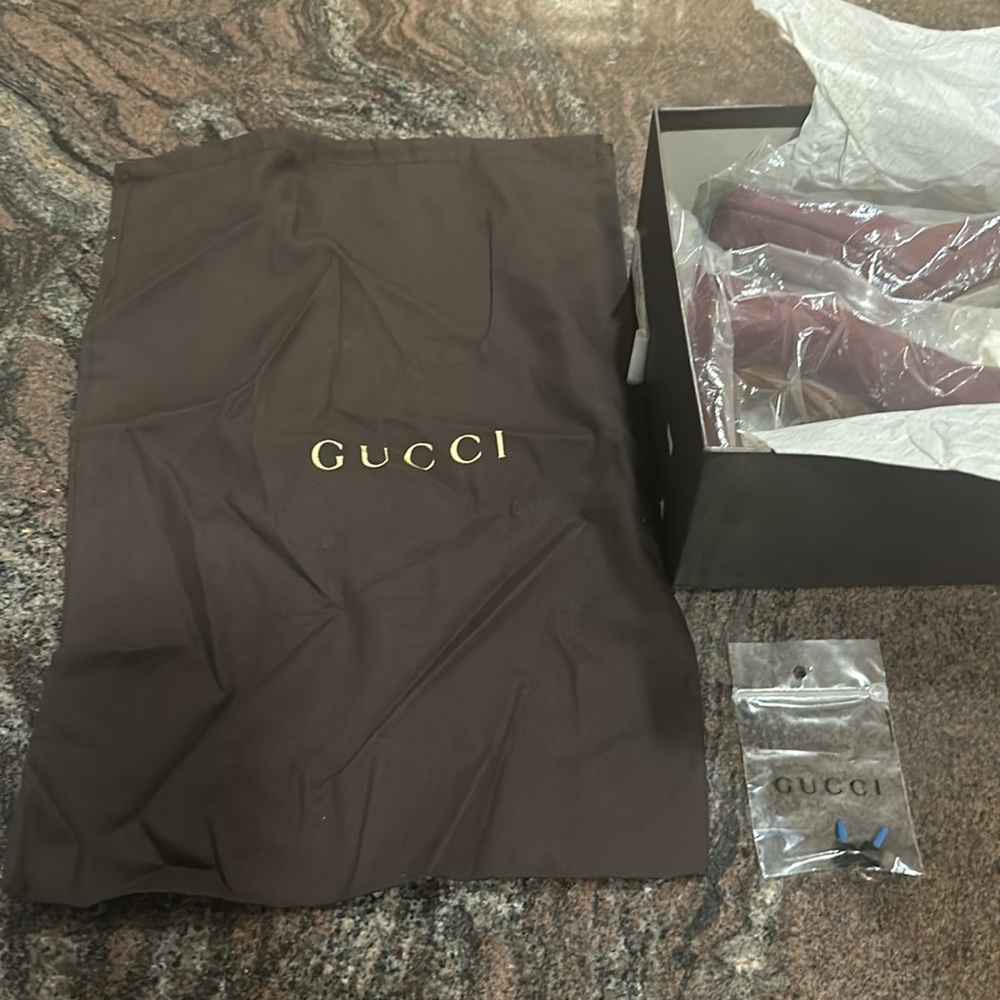 Gucci SCARLATTO Kid Scamosciato Burgundy Heels size 36+ - Picture 13 of 16